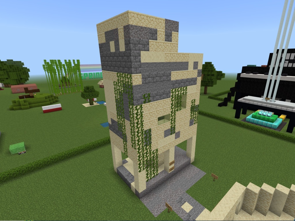 Screenshot of a lebanese tower constructed in the Minecraft videogame